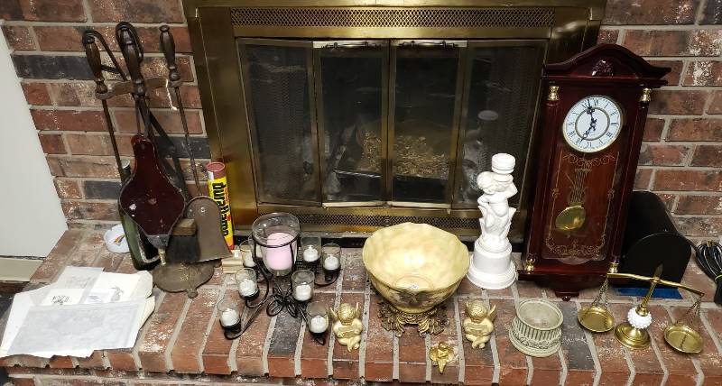lot 1736 image: Lot of Home Decor - Fireplace Screen and Blower are NOT included