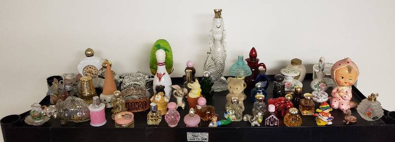 lot 1742 image: Lot of Small Figurines and Avon BottlesPerfume Bottles