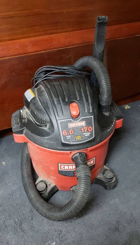 lot 1750 image: Craftsman 7.0 H.P 16 Gallon Shop Vac