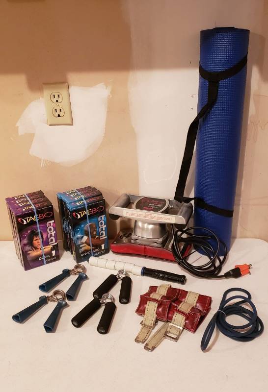 lot 3085 image: Lot of Fitness Exercise Items - Fitness Mat, Hand Grippers, Taebo VHS Tapes, and other Items