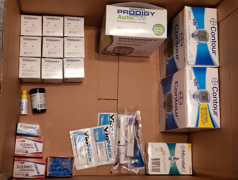 lot 3128 image: Lot of Blood Glucose Supplies