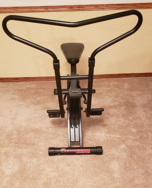 lot 3206 image: Weslo Cardio Glide Exerciser - 48  x 30  x 43