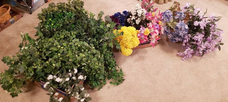 lot 3265 image: Large Lot of Faux Flowers, Greenery, and Other Faux Items