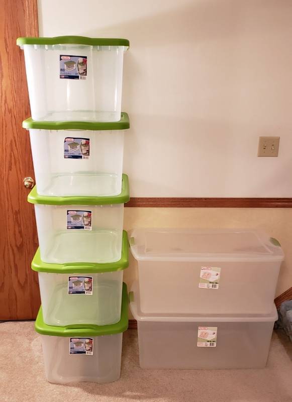 lot 3268 image: Lot of Totes - Five 70 Qt. Sterilite & Two 105 Qt. Sterilite