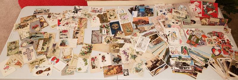 lot 3278 image: Lot of AntiqueVintage Postcards and Cards
