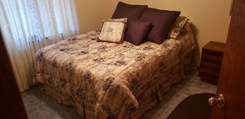 lot 3013 image: Croscill Queen Bedspread Bed Skirt  Pillows (7) Set - Purple Rose Pattern