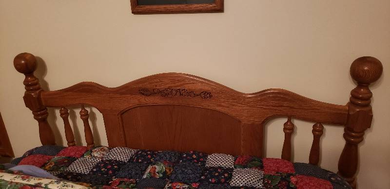 lot 3020 image: Broyhill Queen Size Bed Frame (Headboard, Footboard, and Side Rails) - 63  x 88  x 49  - Bedding not included