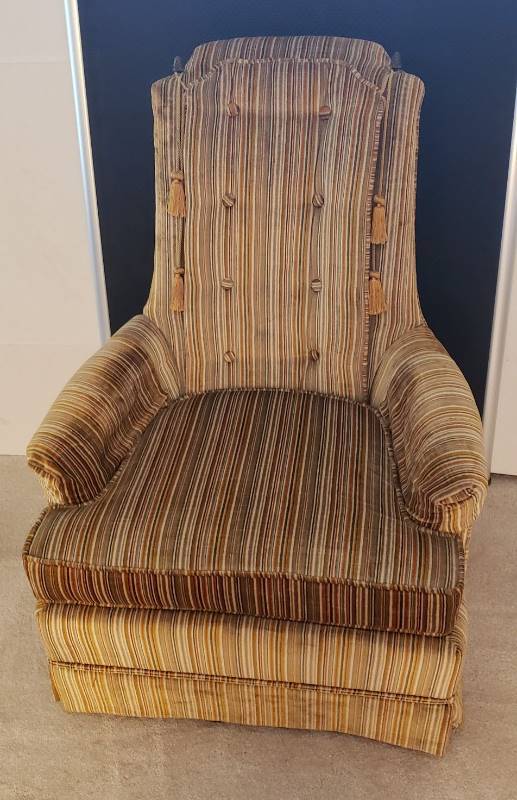 lot 2215 image: Broyhill Striped Swivel Rocker (High back style) - seat 28 in. wide
