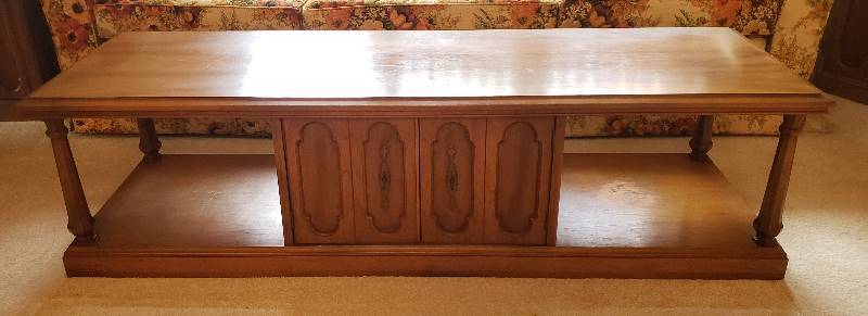 lot 2216 image: Early American 2 Door Cabinet Coffee Table - 64 in. x 21 in. x 17 in. - one area damaged (see pictures)