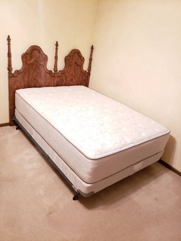 lot 2238 image: Restonic Comfort Care  Luster  Full Size Mattress, Boxsprings, and Hollywood Metal Frame - Dark Wood Headboard not Included