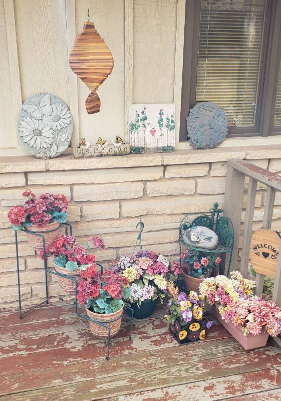 lot 2247 image: Lot of Outdoor Faux Flowers and Welcome Decor