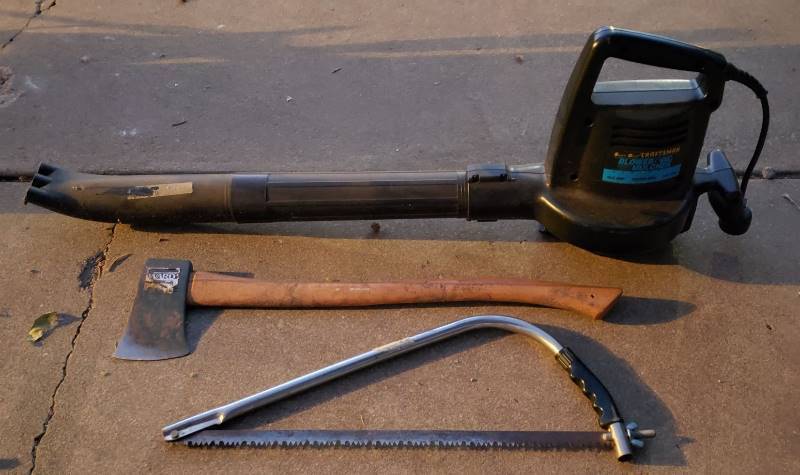 lot 2264 image: Lot of Craftsman Elec. Blower (works), Montgomery Ward Axe, and Tree Saw