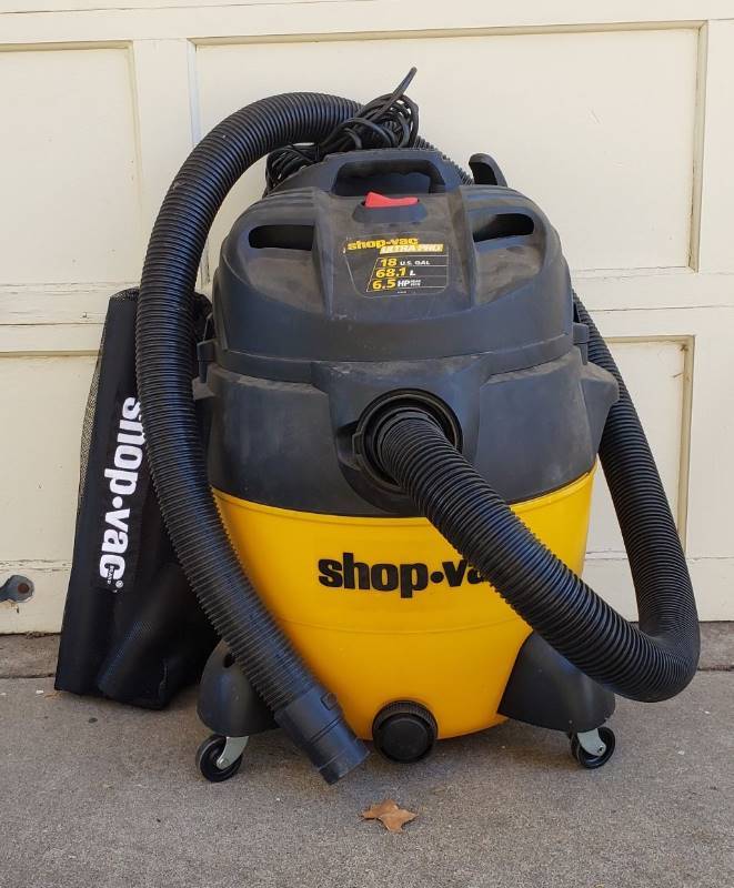 lot 2280 image: 18 Gal. Shop-Vac Ultra Pro with Accessories - Works