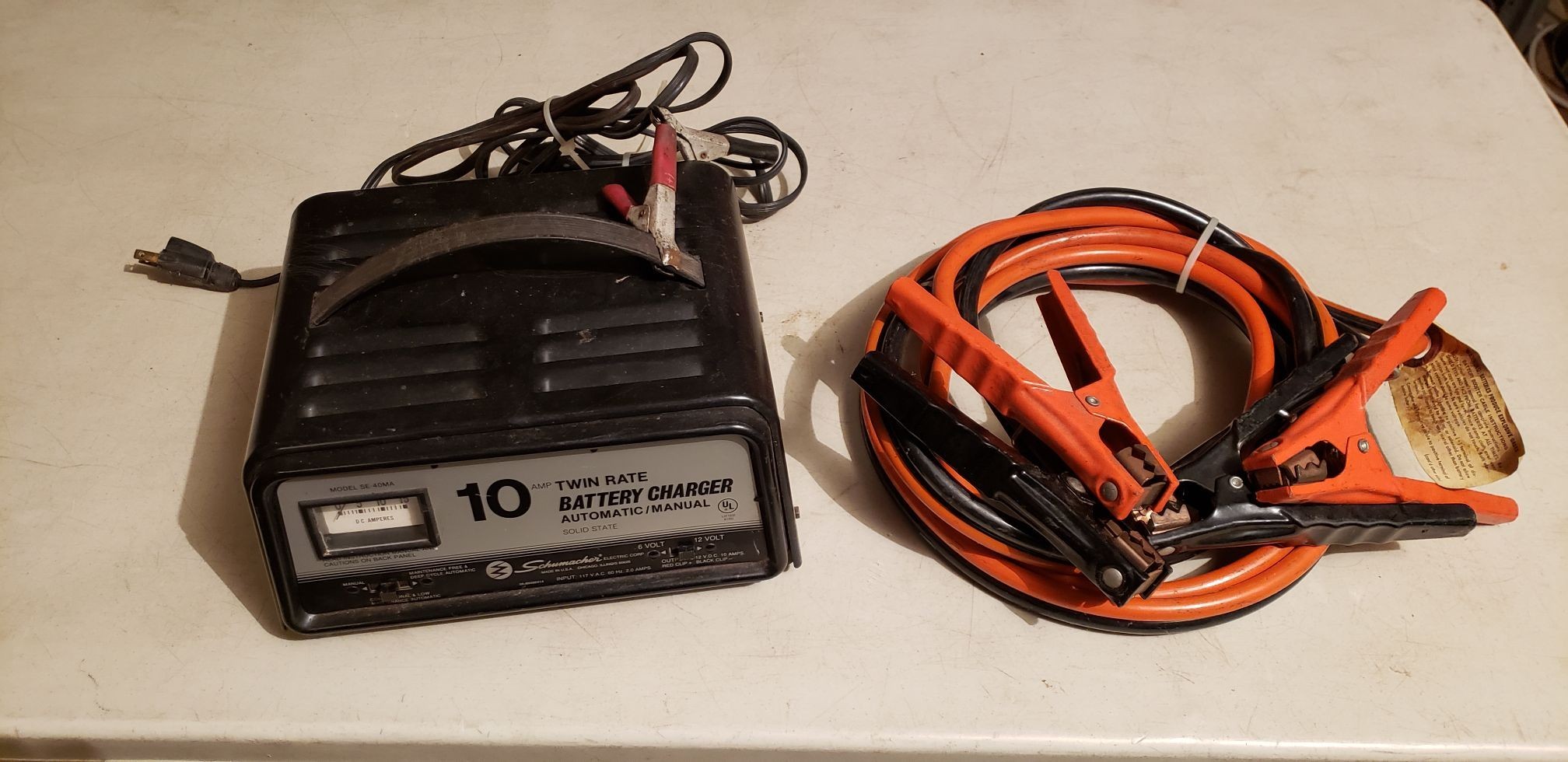 lot 2292 image: Schumacher 10 amp Battery Charger and a pair of Jumper Cables - works
