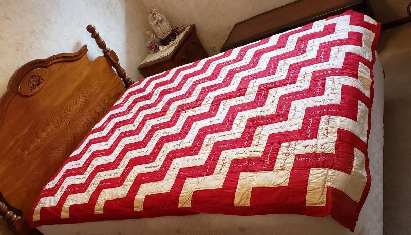 lot 2370 image: Handmade Chevron Quilt with Signatures 61 in. x 85 in.