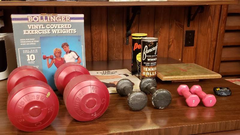 lot 2476 image: Lot of Personal Fitness Equipment - Weights, Pedometer, Tennis Balls, Twist Trimmer, and Book