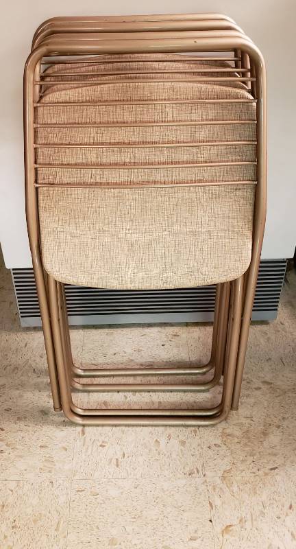 lot 2506 image: Set of 4 Stylaire Retro Folding Chairs