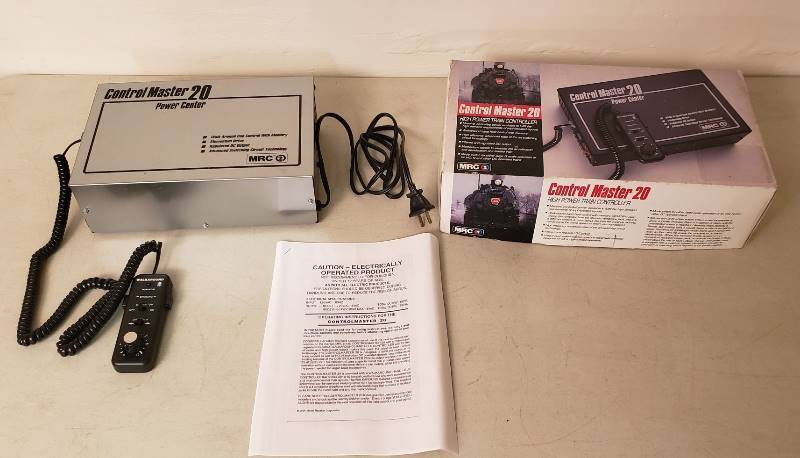 lot 2513 image: Control Master 20 Power Center - high power train controller