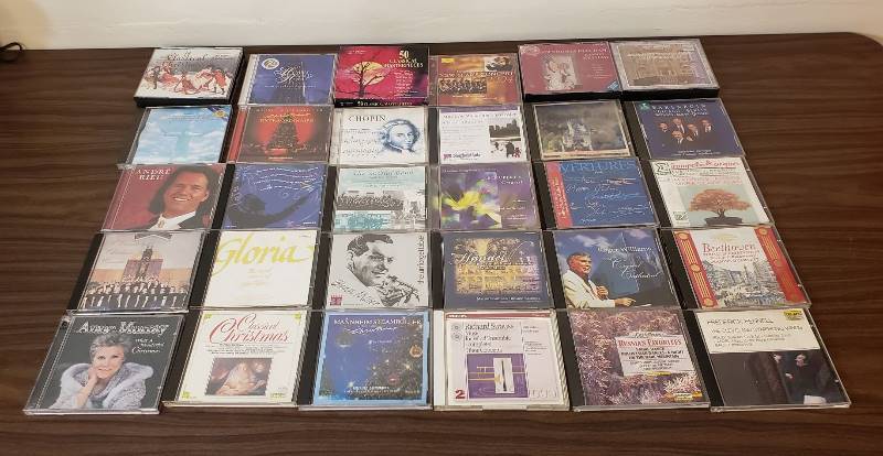 lot 2532 image: Lot of 24 CDs or CD sets