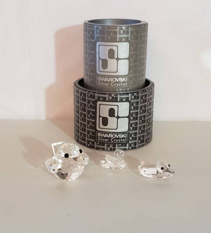 lot 2564 image: Lot of (3) Swarovski Crystal Figurines