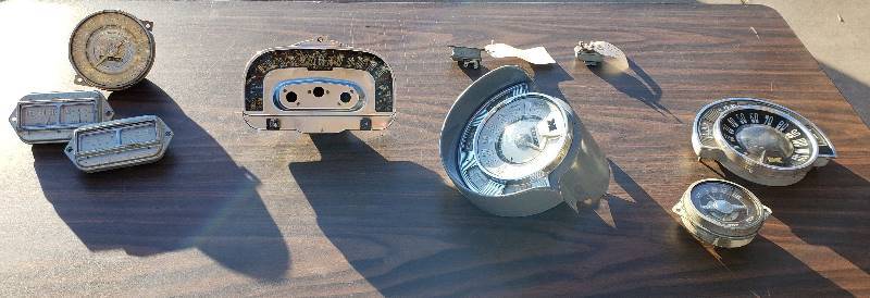lot 2576 image: Kaiser 1950s Car Parts - Dashboard Instrument Panels - Different Year Vehicles