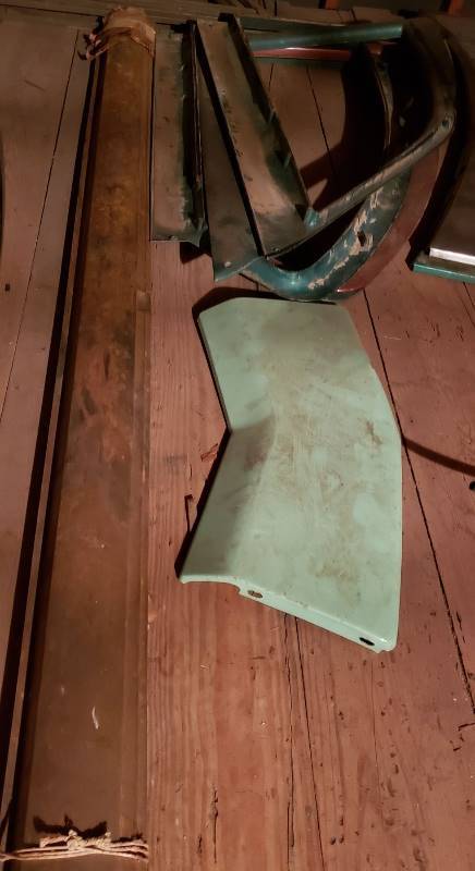 lot 2626 image: Kaiser 1950s Car Parts - Body Panel Parts - in Garage Attic
