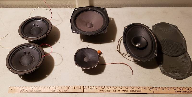 lot 2646 image: Lot of Automobile Speakers - 5 Total and 2 Grille Covers for the 6 in.x 9 in. speaker