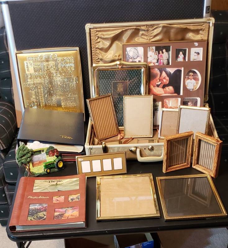 lot 2724 image: Lot of Frames, Photo Albums , and Samsonite Hard Case Luggage (21 in. x 14 in. x 7 in. wKeys)