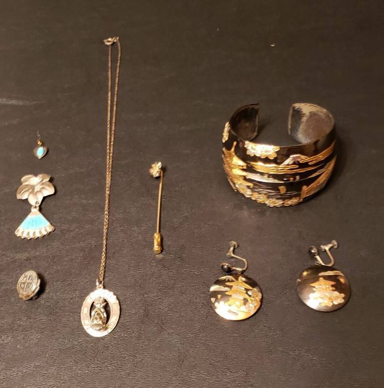 lot 2745 image: Lot of Sterling Jewelry