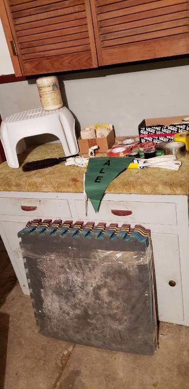 lot 2762 image: Lot of Tapes, Twine, String, Step Stool, Sale Flags, and 8 Two Ft. x Two Ft. interlocking floor Padding