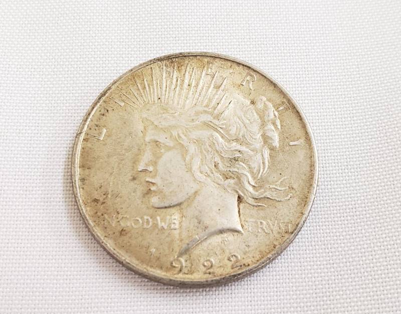 lot 2767 image: 1922 P - Peace Dollar