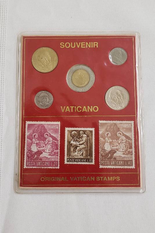lot 2795 image: Vatican Currency and Stamps Souvenir Collection - 4 12 in. x 5 12 in.