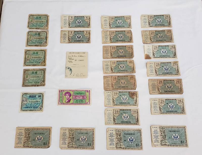 lot 2862 image: Lot of Military Currency, Military Payment Certificates (Series 472), and Canal Zone Clearance Stub