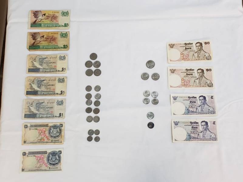 lot 2865 image: Lot of Foreign Currency - Singapore and Thailand - Coins & Bills