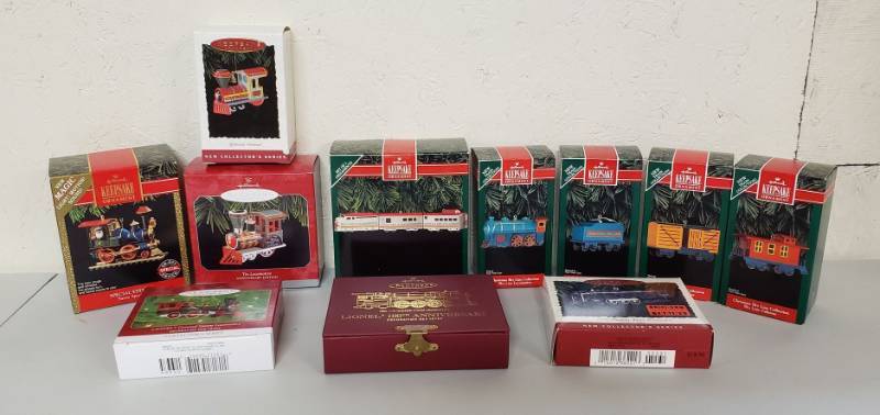 lot 2916 image: Hallmark Keepsake Ornament - Train Collection - 11 total