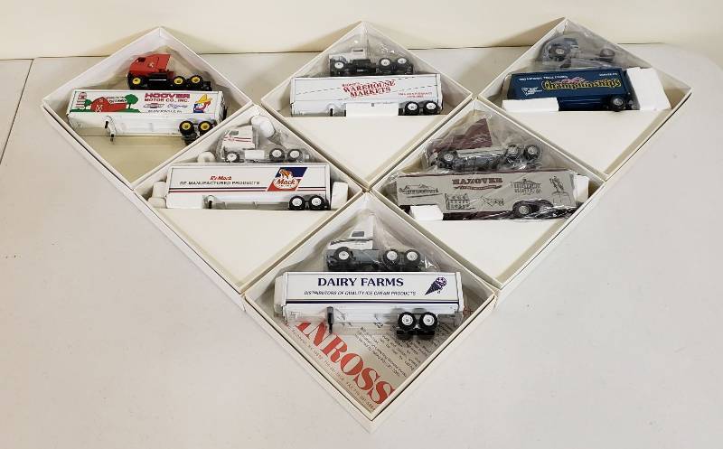 lot 2942 image: Lot of Winross Trucks - Cargo Trucks - 6 total
