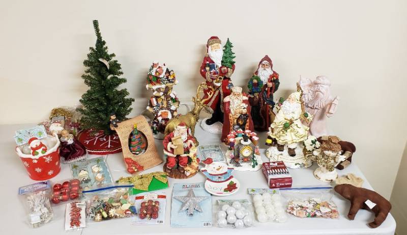 lot 2966 image: Lot of Christmas Decor packed into Large Tote - Tall Santa measures 16 in. tall