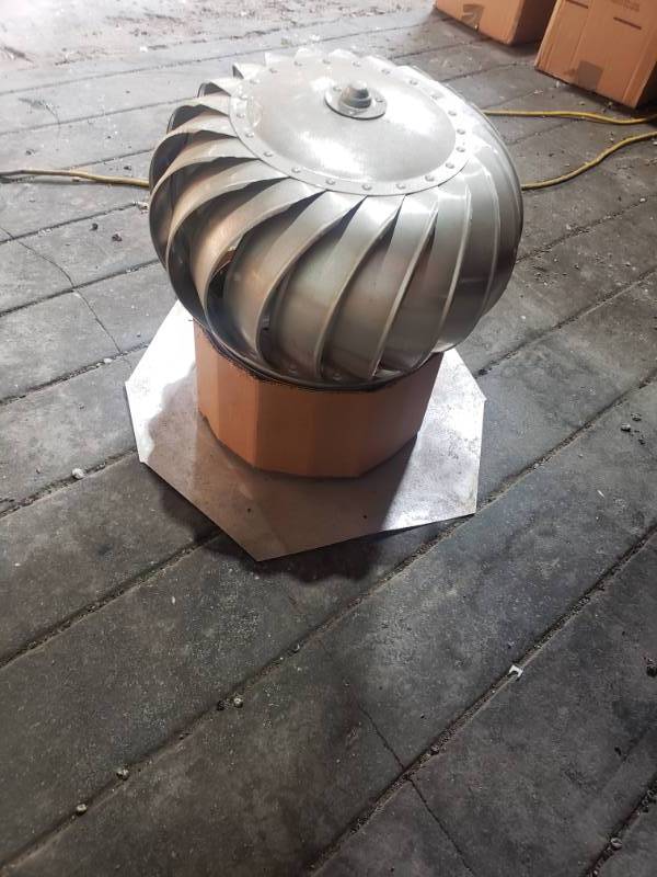 lot 1444 image: New roof fan in box