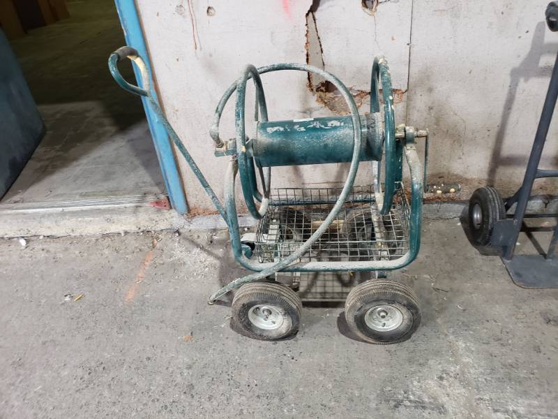 lot 1460 image: Hose reel cart on wheels
