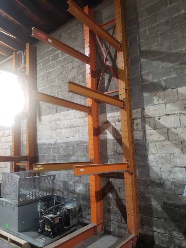 lot 1479 image: HD cantilever single sided rack- 16 ft tall