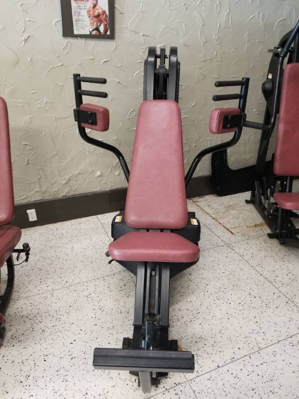 lot 6857 image: Nautilus Pec Fly Machine