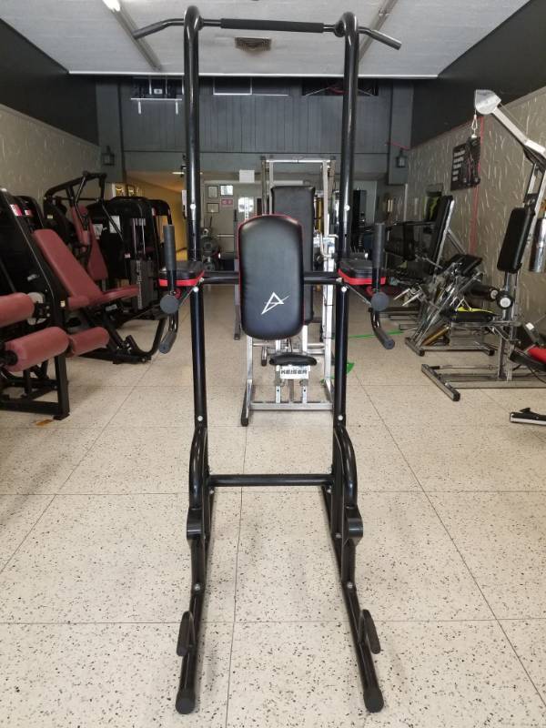 lot 6873 image: Pull Up, Chin Up, Dip Equipment