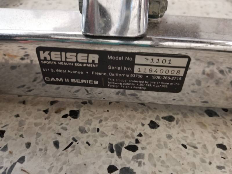 lot 6880 image: Keiser Air Leg Extension Model 1101
