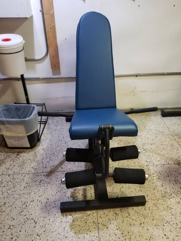 lot 6901 image: Leg Extension Weight Machine