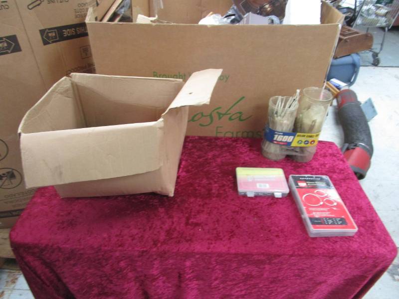 lot 2804 image: Nylon Zip Ties, Wire Connectors, Hose Clamp Asst�