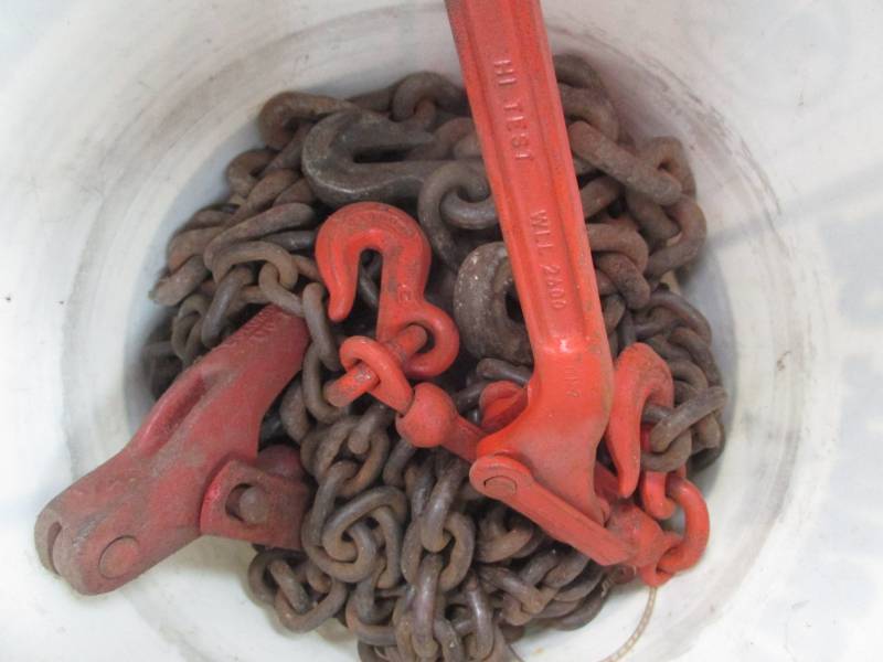lot 2820 image: Log Chain and Chain Ratchet Tightener
