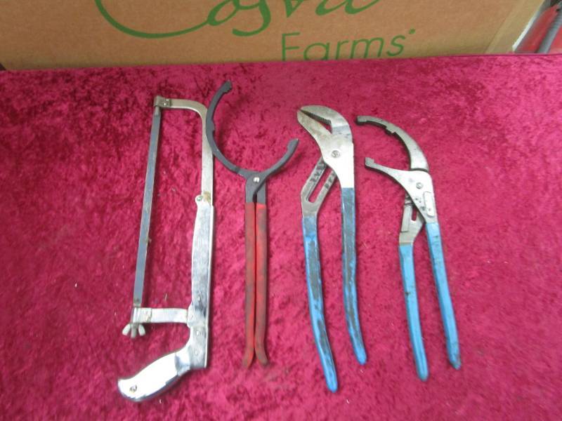 lot 2822 image: Adjustable Wrench an 2 HD Oil Filter Wrenches