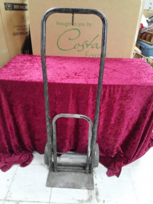 lot 2800 image: Two Wheel Cart  Dolly