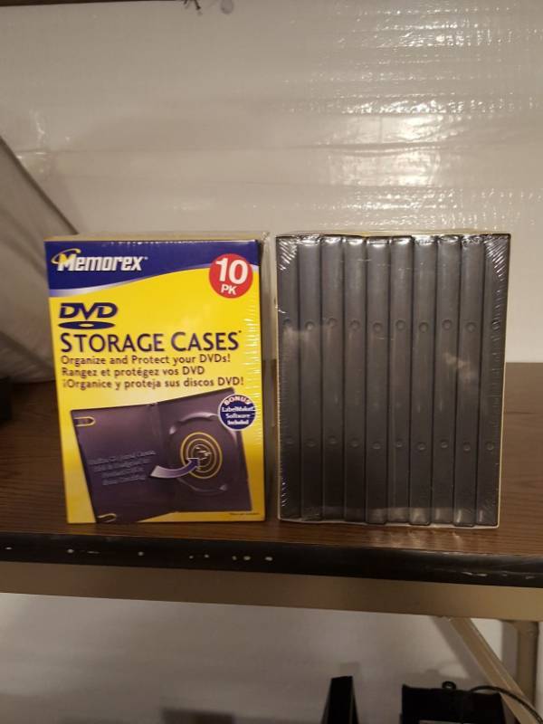 lot 3354 image: (2) 10 packs of DVD storage cases