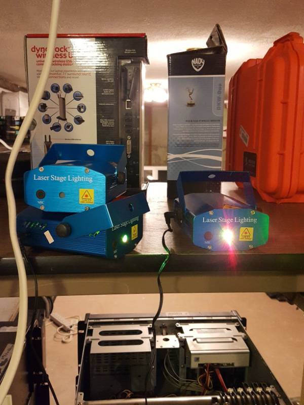 lot 3367 image: Lot of 3 Laser stage lights - only 2 power cords
